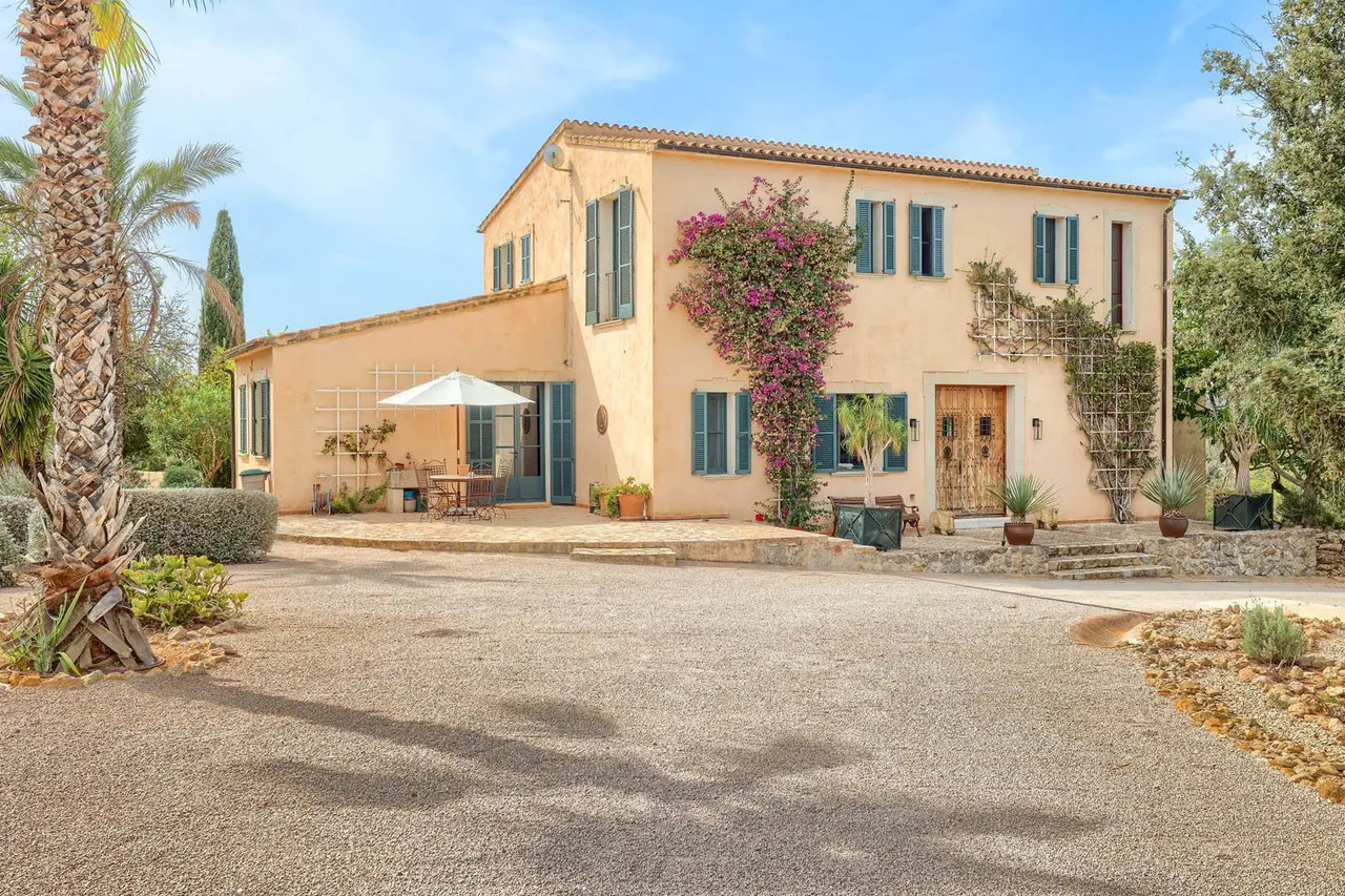 living - 662m² house / villa for sale in Montuïri, Balearic Islands - gallery - 2