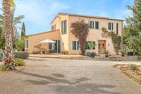 living - Casa / villa de 662m² en venta en Montuïri, Islas Baleares - gallery thumbnail - 2