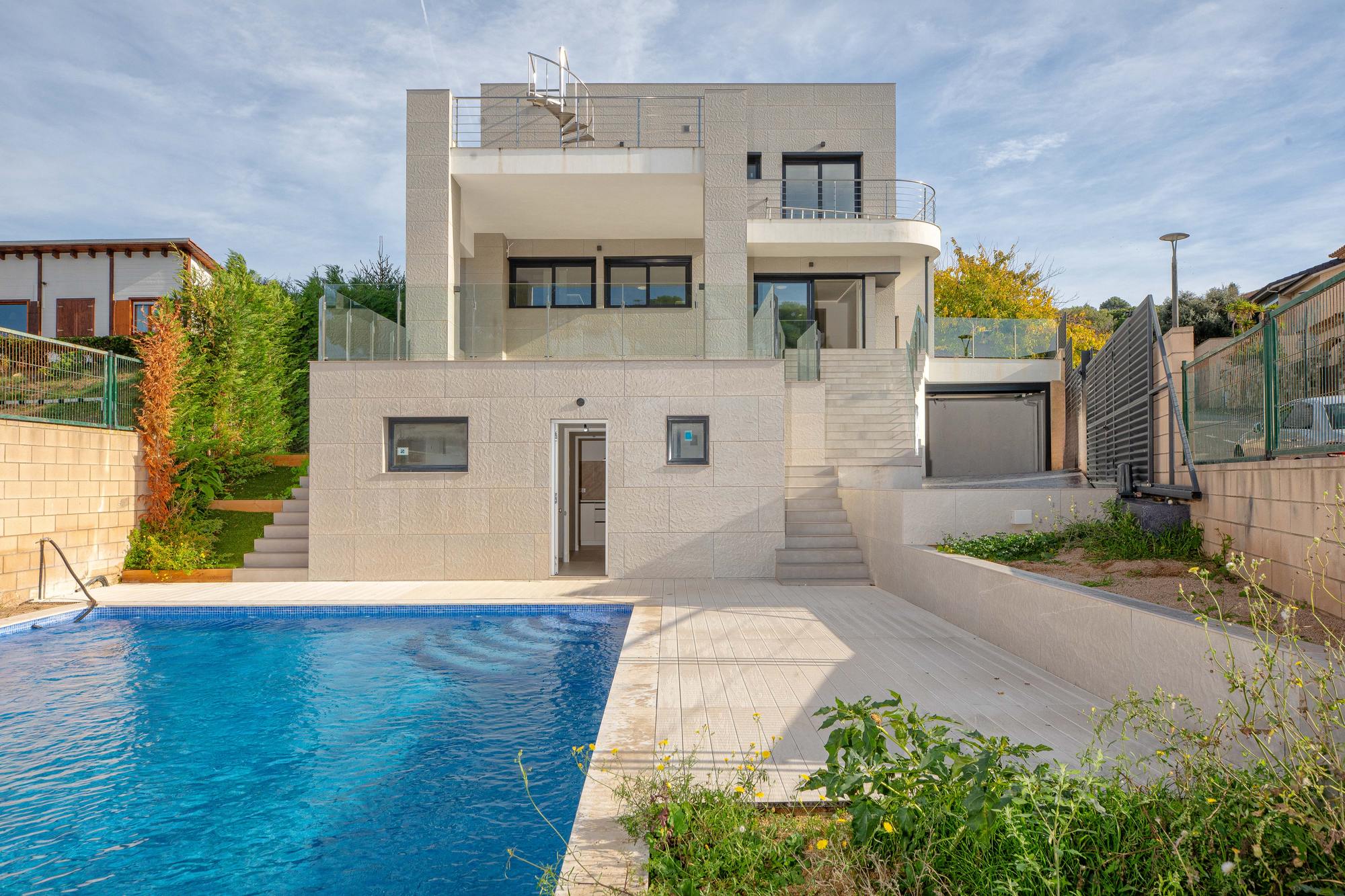 living - 537m² house / villa for sale in Palamós, Costa Brava - gallery thumbnail - 2