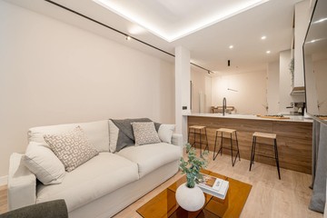 living - Piso de 112m² en venta en Sol, Madrid - featured