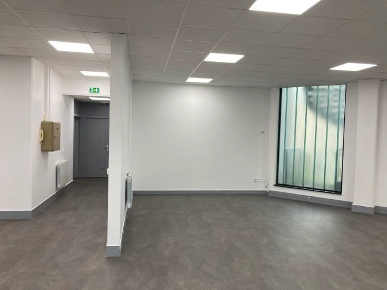 logistics - Light Industrial Premises / Offices For Rent - gallery - 6