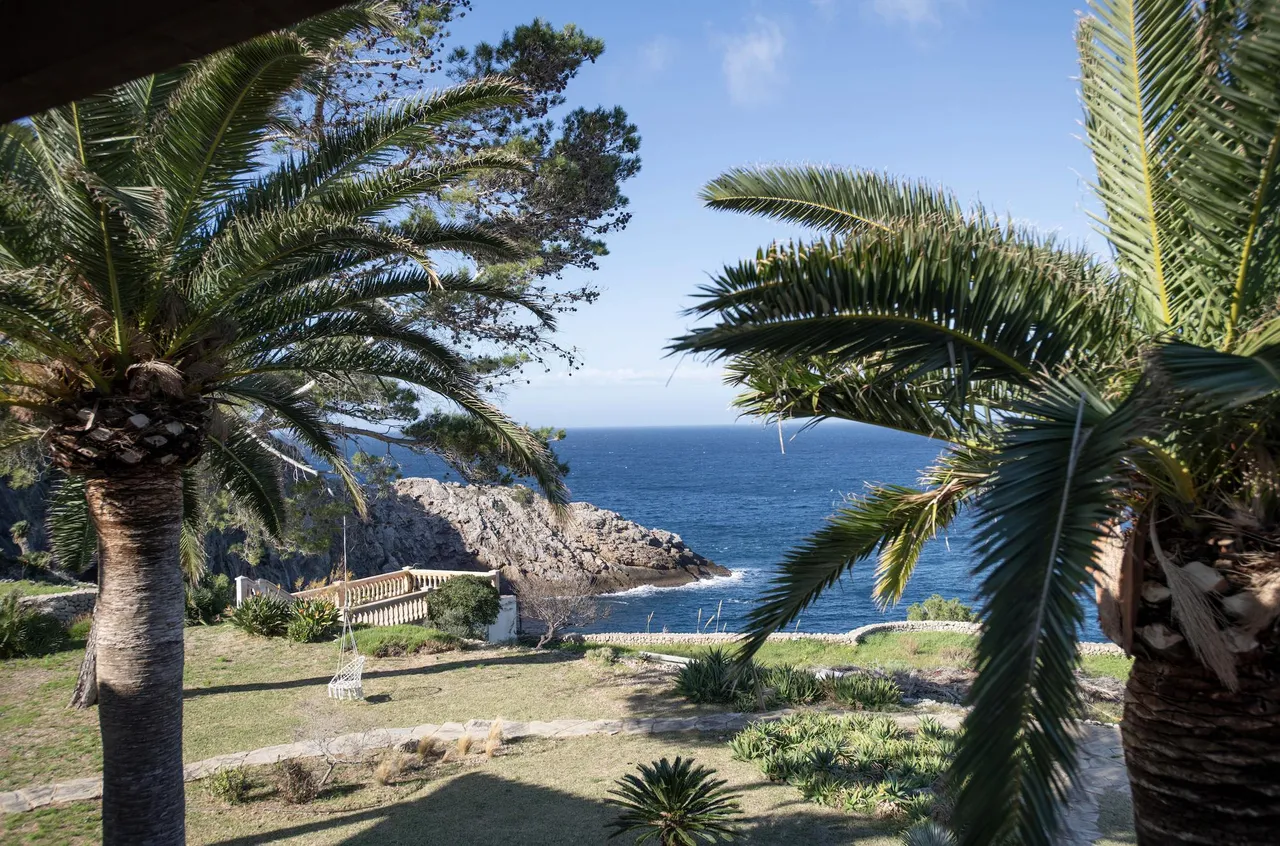 living - 690m² house / villa with 1,500m² garden for sale in Esporles - gallery - 2
