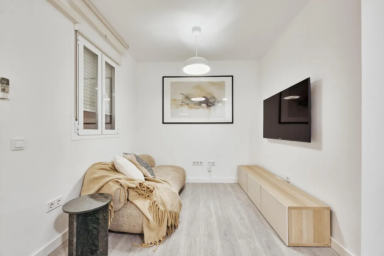 living - Piso de 60m² en venta en Arapiles, Madrid - gallery - 3