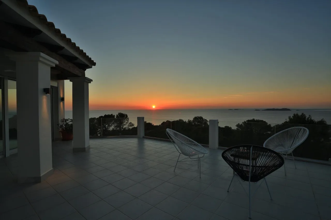 living - Casa / villa de 552m² con 200m² terraza en venta en San José - gallery - 3