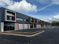 logistics - Activités / Bureaux À Louer - gallery thumbnail - 1
