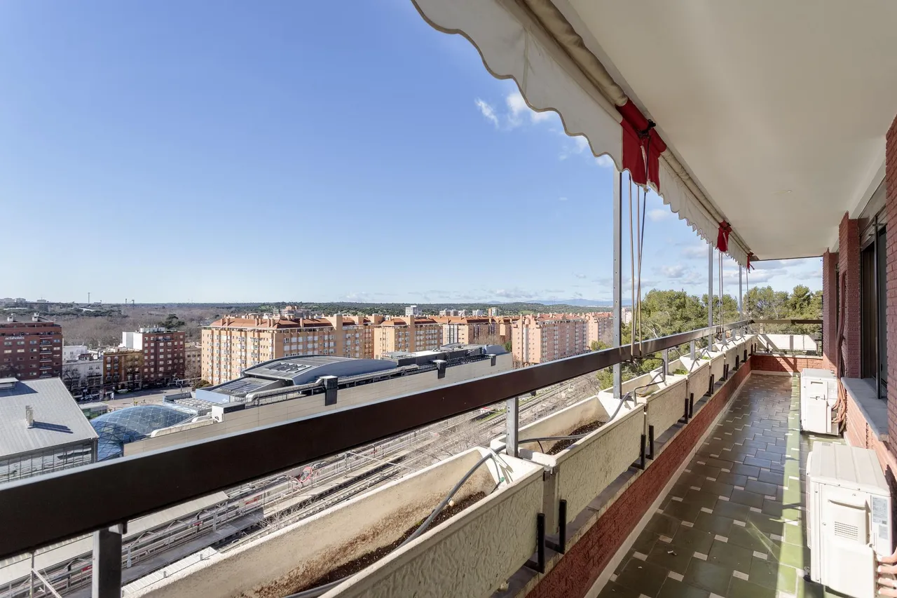 living - 183m² apartment for sale in Argüelles, Madrid - gallery - 9