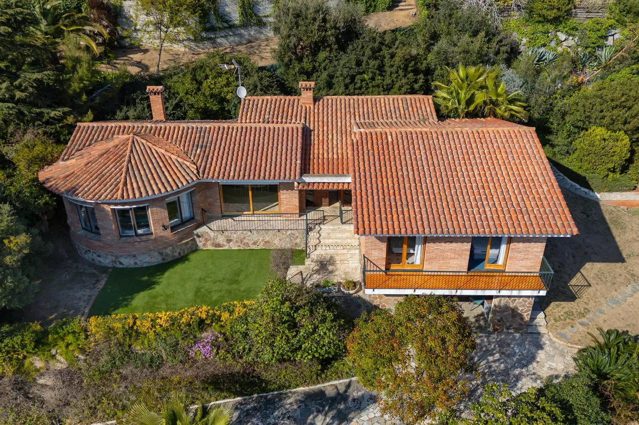 living - 259m² house / villa for sale in Blanes, Costa Brava - gallery - 2