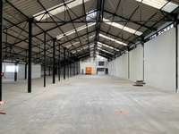 logistics - Local d’activités À Louer - gallery thumbnail - 1