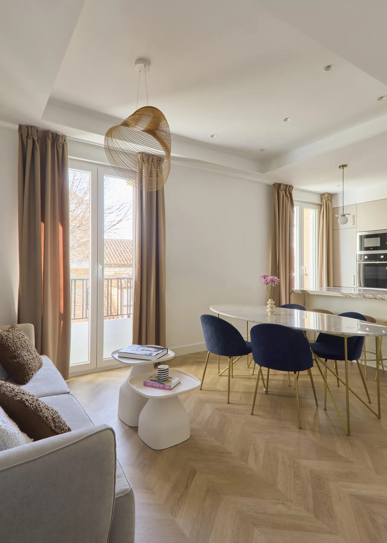 living - Piso de 91m² en alquiler en Malasaña, Madrid - gallery - 7