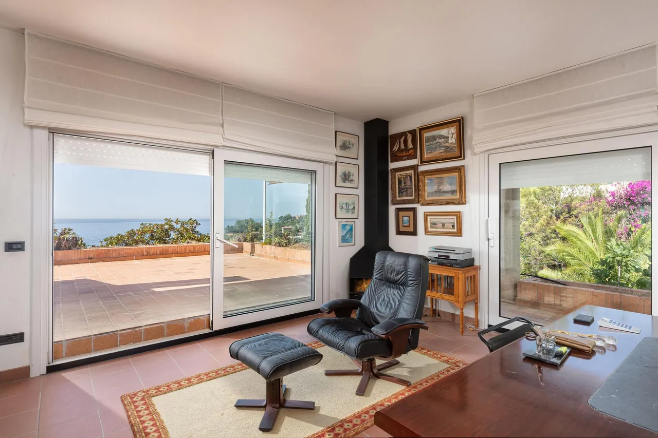 living - 428m² house / villa for sale in Blanes, Costa Brava - gallery - 4