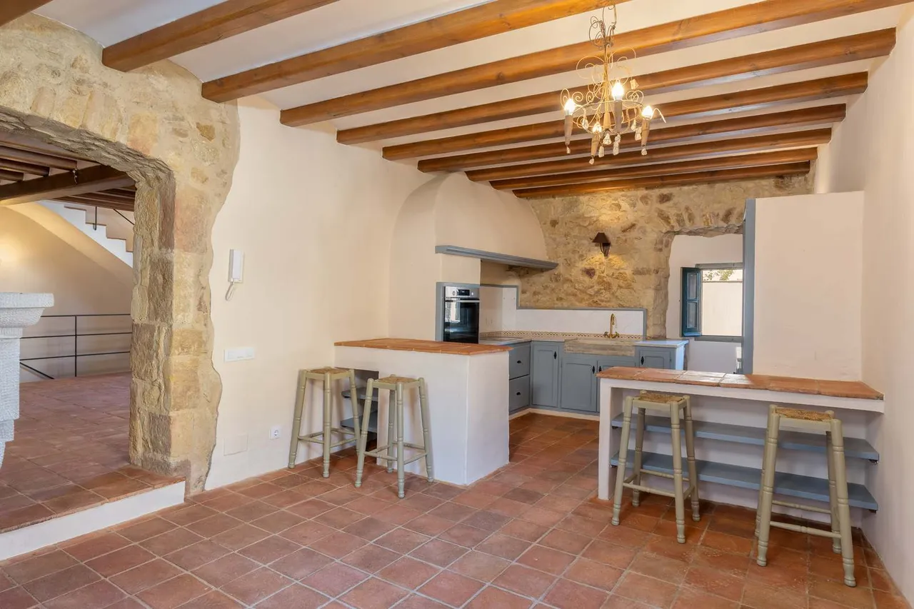 living - Casa rural de 355m² en venta en Baix Empordà, Girona - gallery - 4