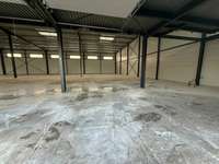 logistics - Local d’activités À Louer - gallery thumbnail - 5