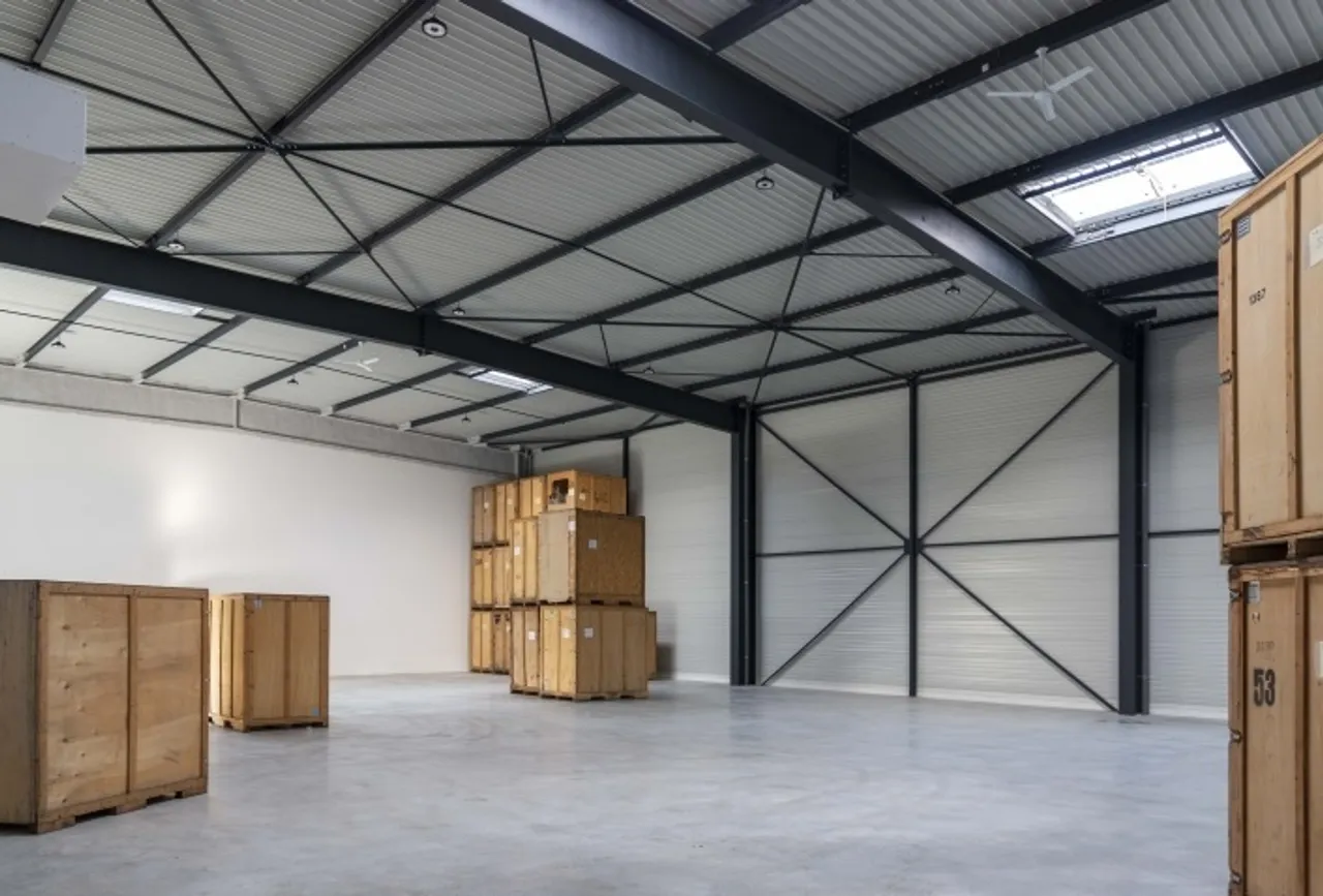 logistics - Activity Facility For Sale - gallery - 2