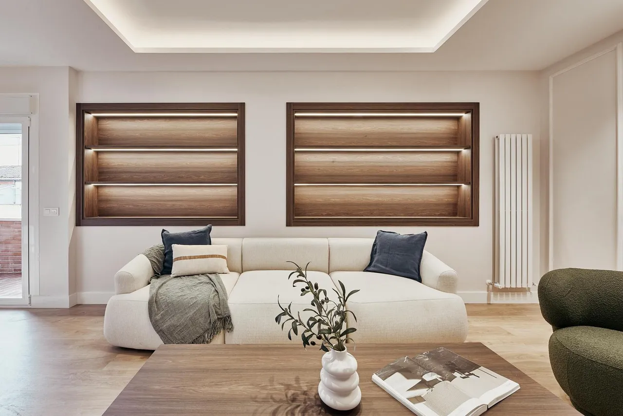 living - 154m² apartment for sale in Almagro, Madrid - gallery - 3