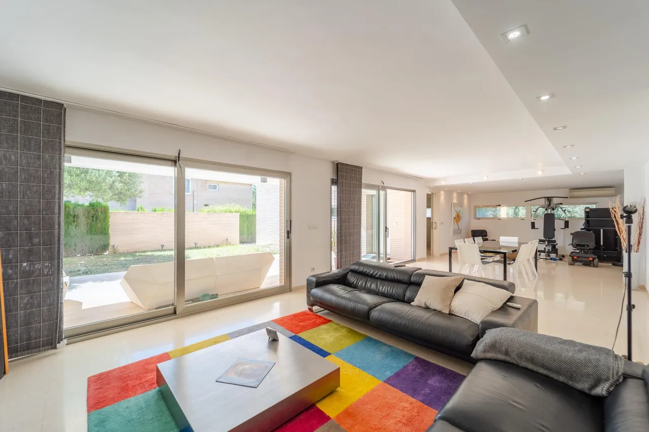 living - Casa / villa de 438m² en venta en Godella / Rocafort - gallery - 6