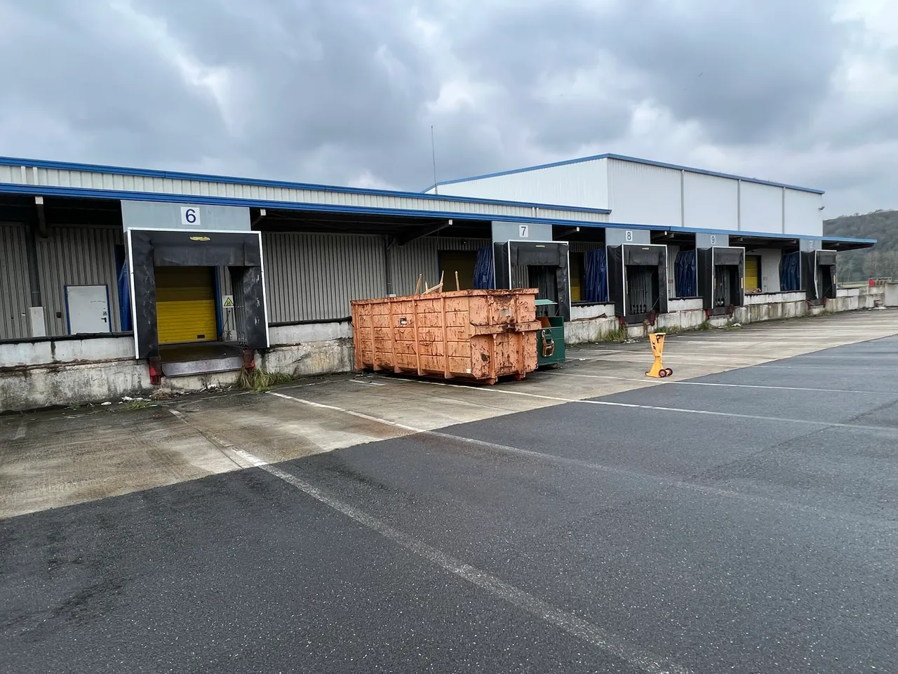 logistics - Warehouse / Offices For Rent - For Sale - gallery - 5