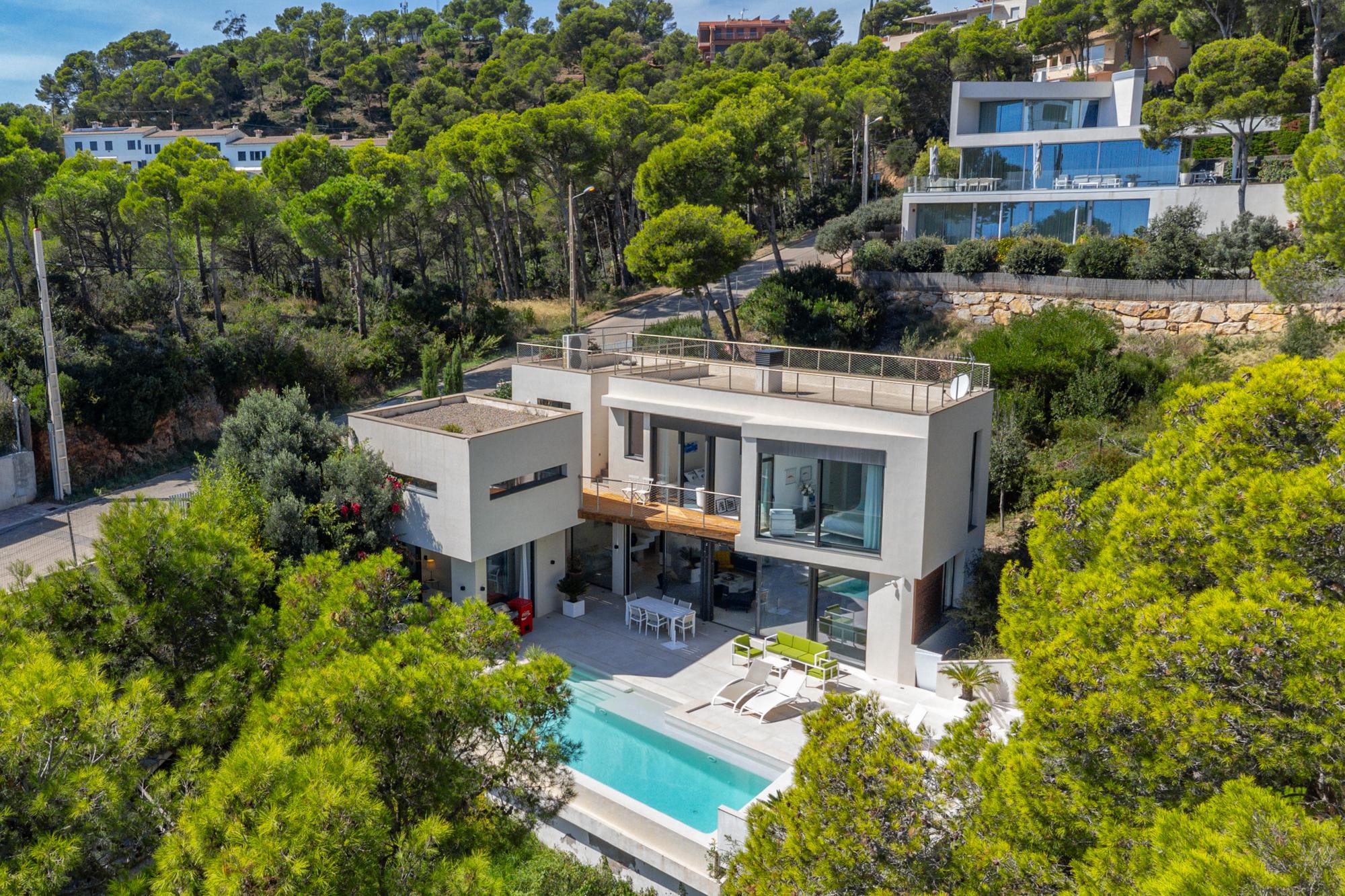living - Casa / villa de 331m² en venta en Tamariu, Costa Brava - gallery thumbnail - 1