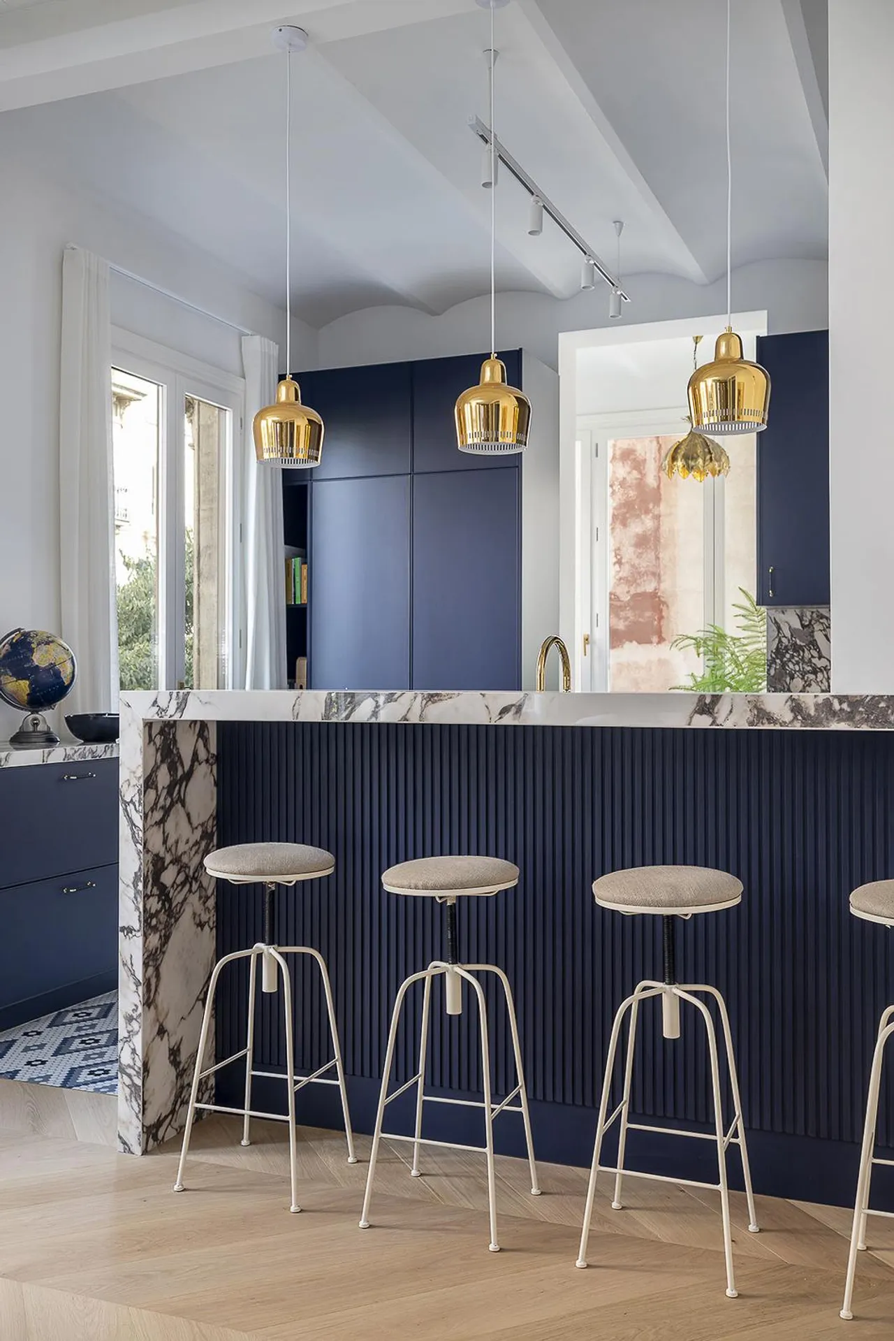 living - Piso de 199m² con 7m² terraza en venta en Eixample Derecho - gallery - 6