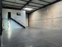 logistics - Activités / Bureaux À Louer - gallery thumbnail - 6