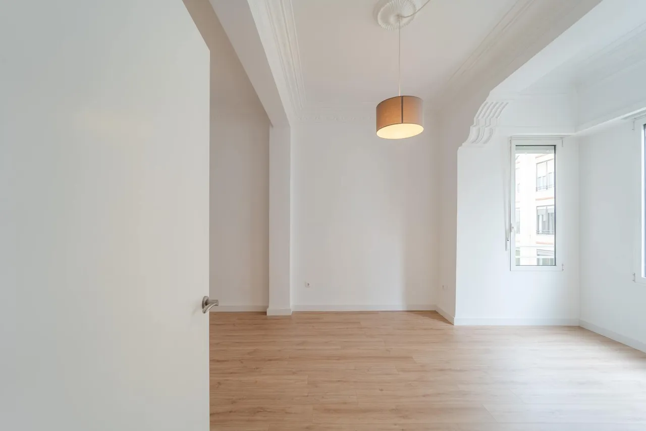 living - Piso de 139m² en alquiler en Gran Vía, Valencia - gallery - 4