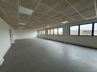 logistics - Light Industrial Premises / Offices For Rent - gallery thumbnail - 6