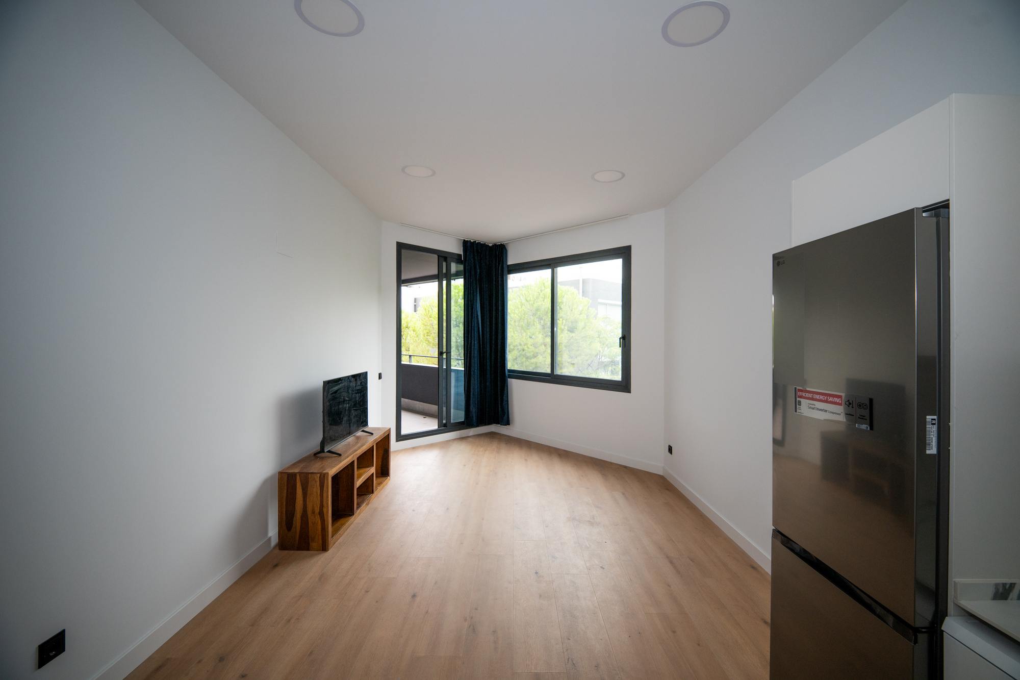 living - 45m² loft for rent in San Sebastián de los Reyes, Madrid - gallery thumbnail - 4