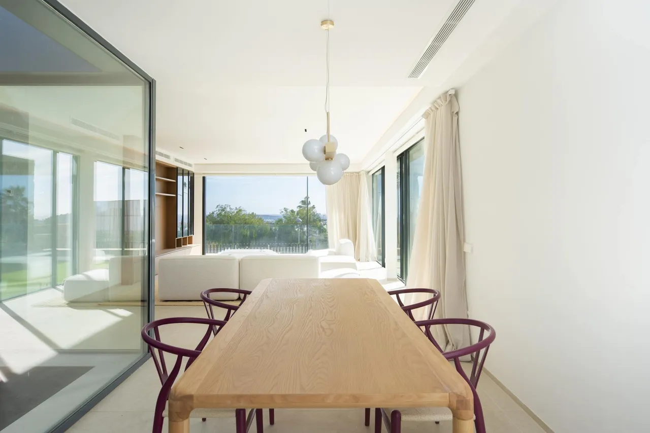 living - Nueva promoción de villas en Santa Eulalia con vistas al mar y piscinas privadas - gallery - 9