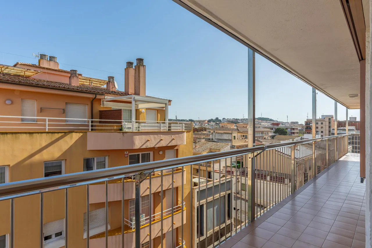 living - Piso de 63m² con 8m² terraza en venta en Palamós - gallery - 8