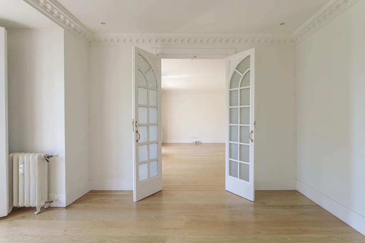 living - 225m² apartment for rent in Cortes / Huertas, Madrid - gallery - 7