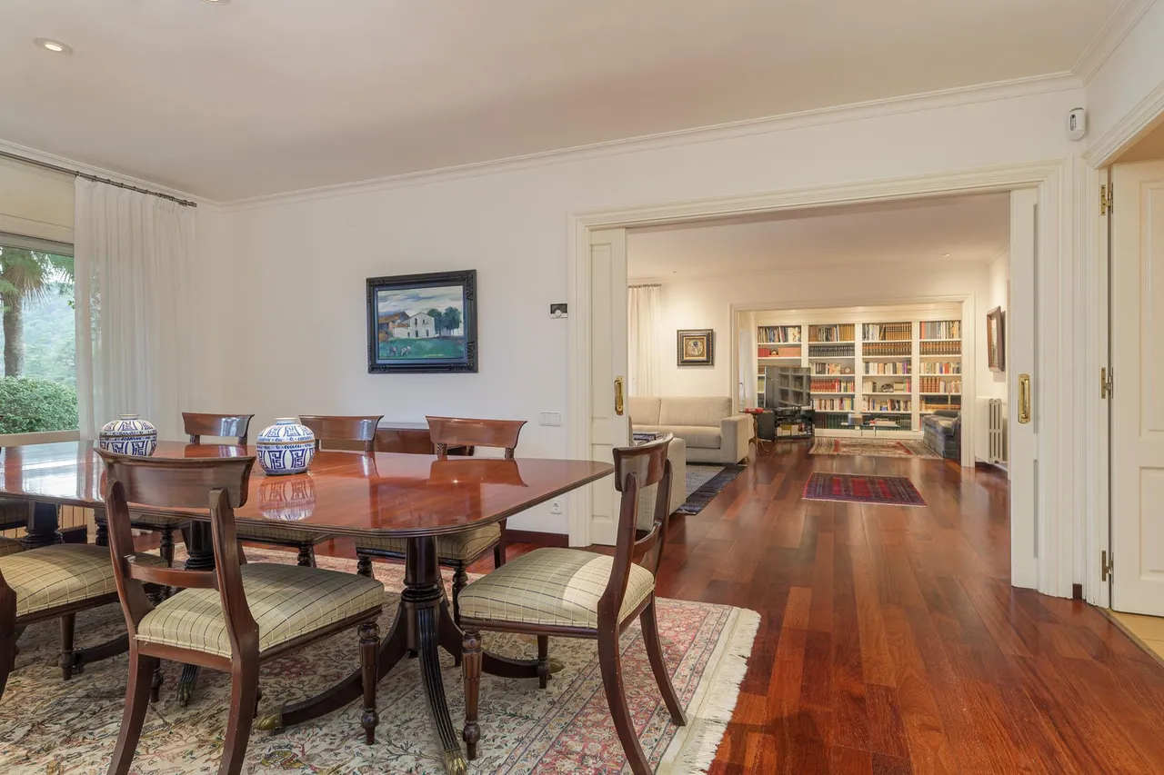 living - 429m² house / villa for sale in Premià de Dalt, Barcelona - gallery - 5