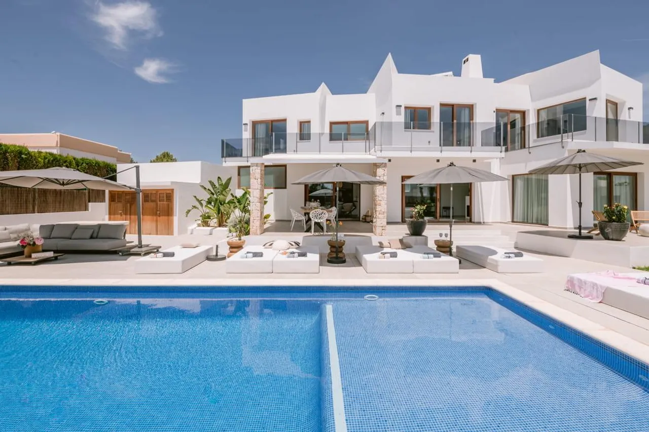 living - 325m² house / villa for sale in San José, Balearic Islands - gallery - 10