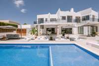 living - 325m² house / villa for sale in San José, Balearic Islands - gallery thumbnail - 10