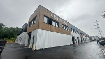 logistics - Activités / Bureaux À Louer - featured