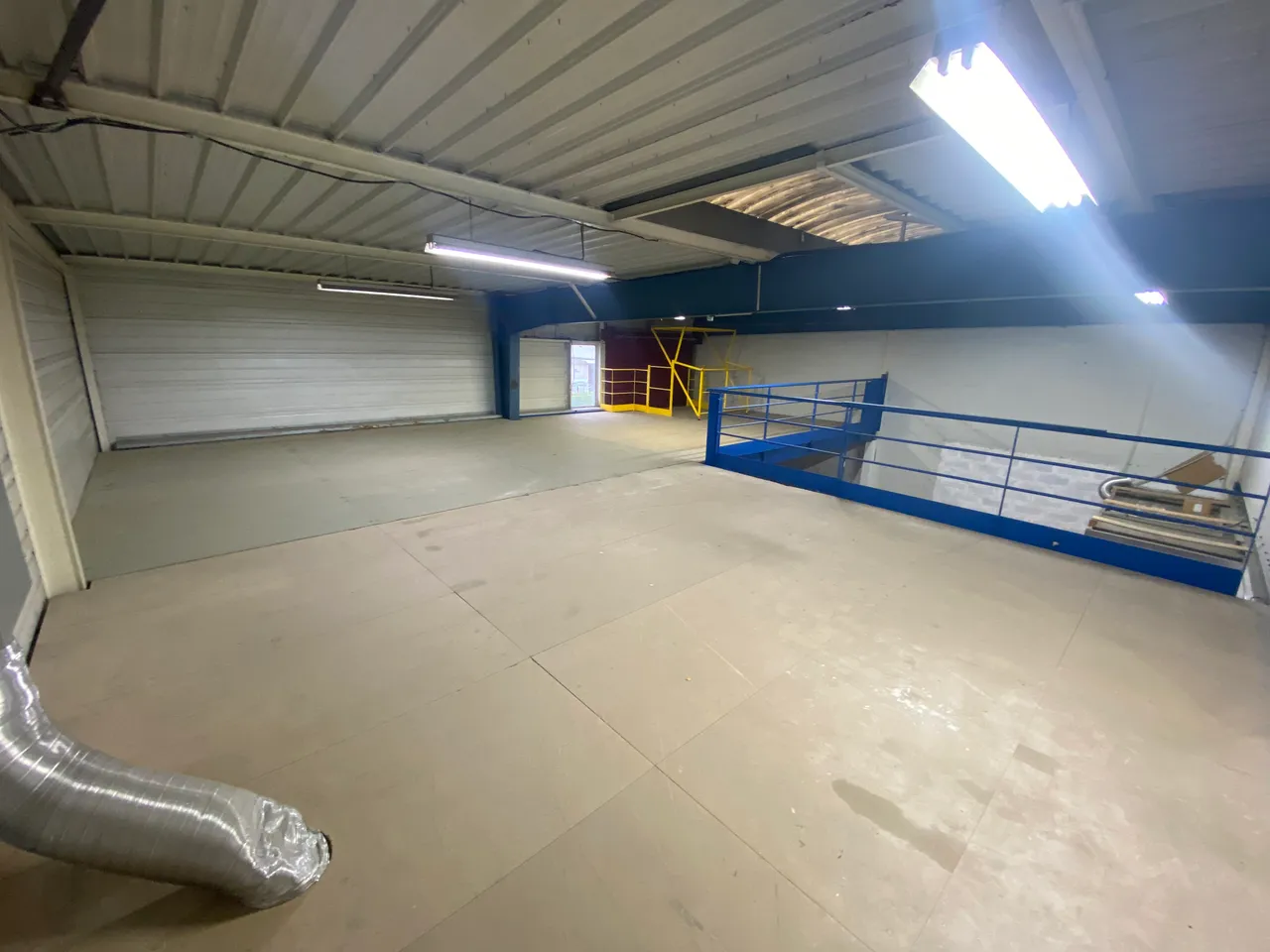 logistics - Activités / Bureaux À Louer - gallery - 7