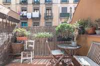 living - 109m² apartment for sale in Gótico, Barcelona - gallery thumbnail - 8