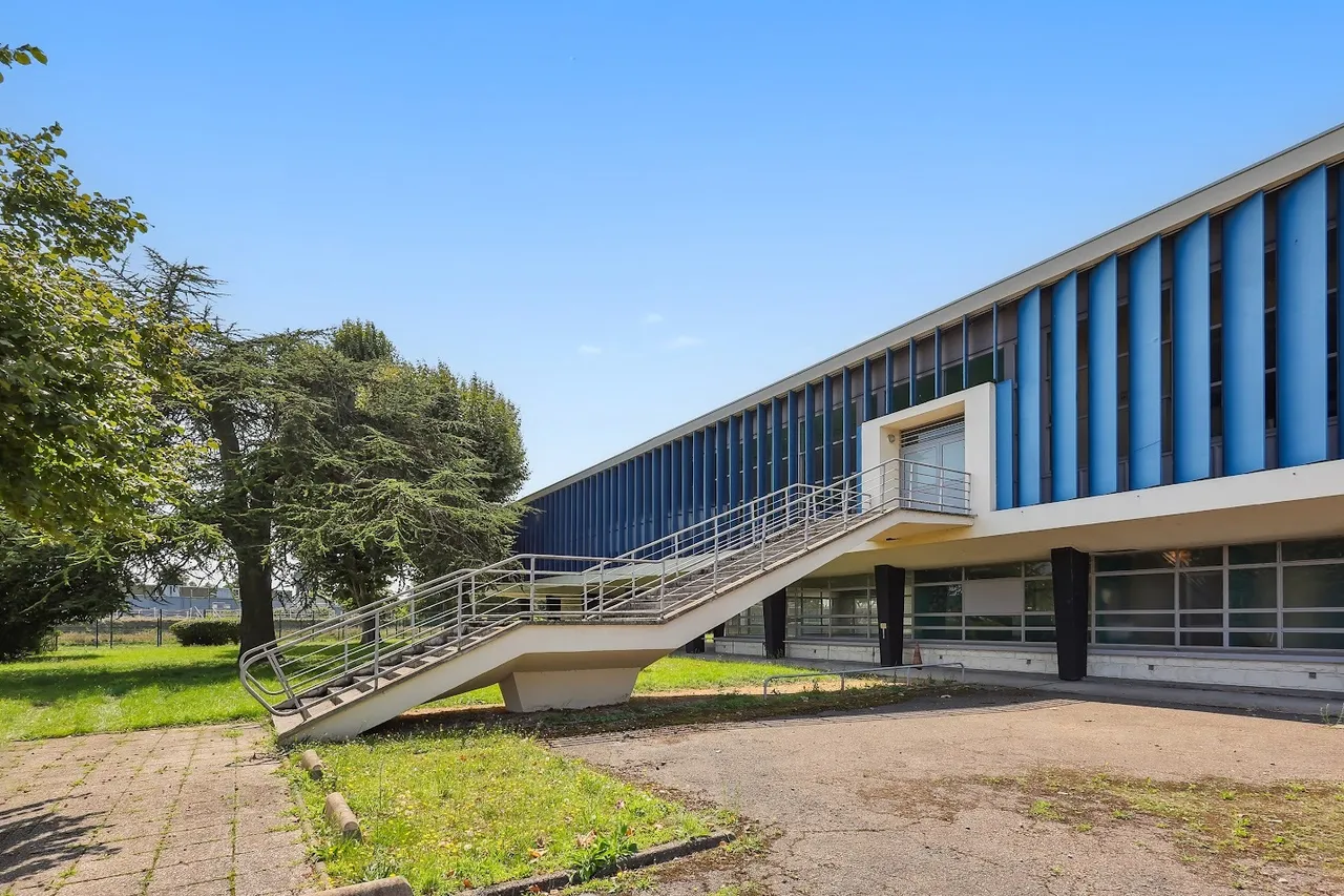 logistics - Light Industrial Premises / Offices For Rent - gallery - 4