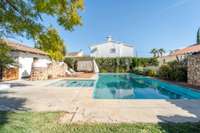 living - 453m² house / villa for sale in La Eliana, Valencia - gallery thumbnail - 10