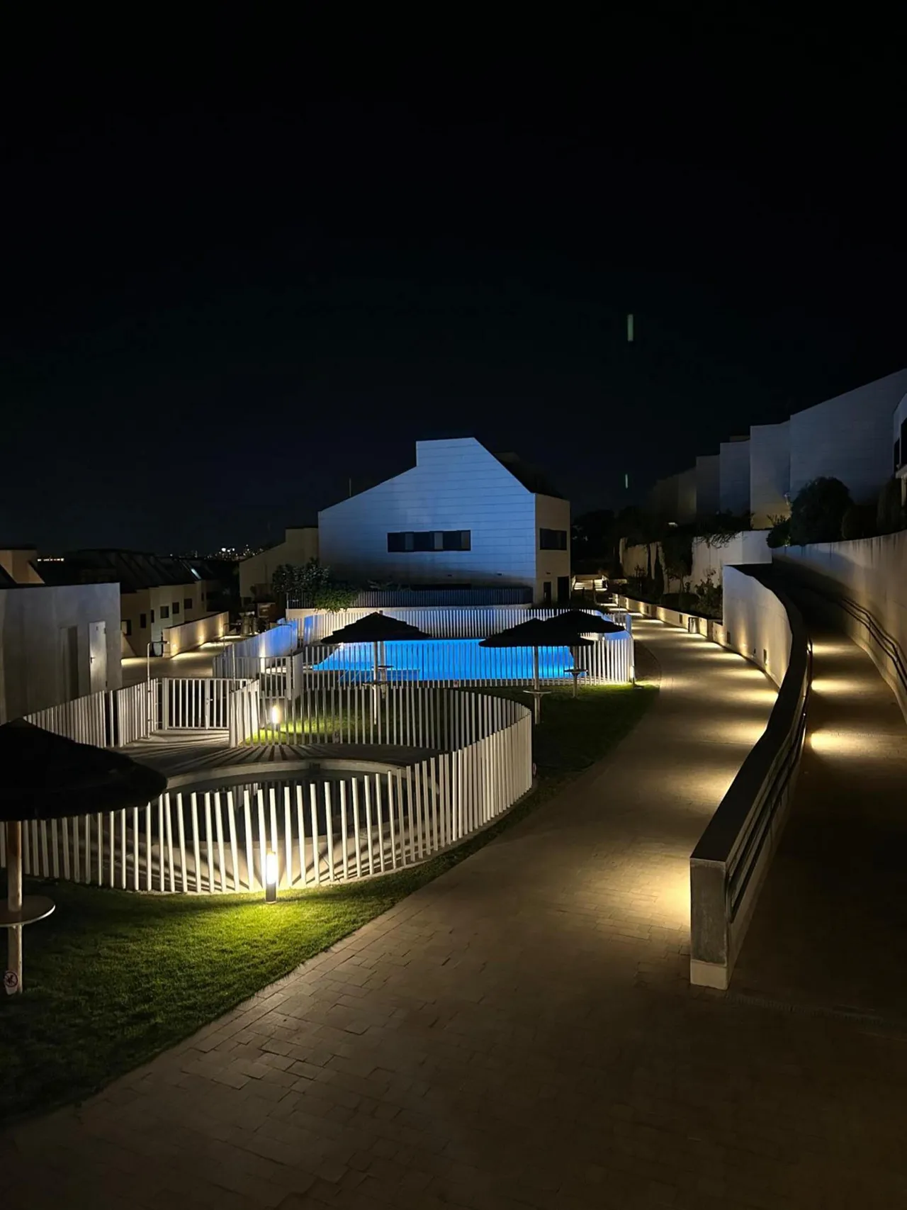living - Casa / villa de 301m² en venta en La Moraleja Urbanización - gallery - 8