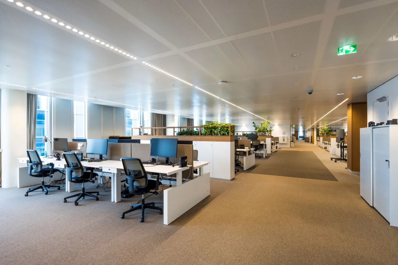 office - WTC - Towers 1-8 - Office - Dils - gallery - 4