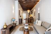 living - Piso de 101m² en venta en Poble Sec, Barcelona - gallery thumbnail - 6
