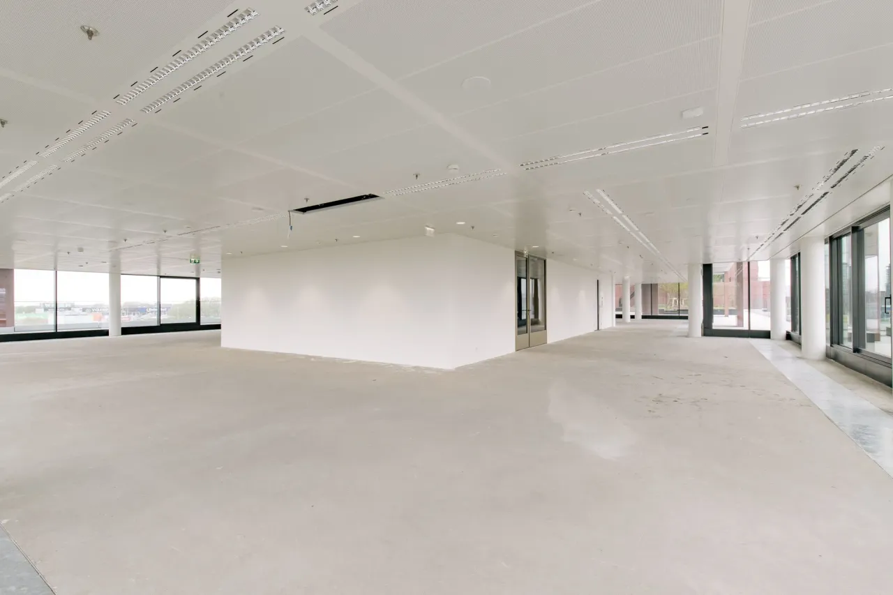 office - The Bridge - Office - Dils - gallery - 15
