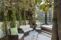 living - 342m² house / villa for sale in Conde de Orgaz and Piovera - gallery thumbnail - 5