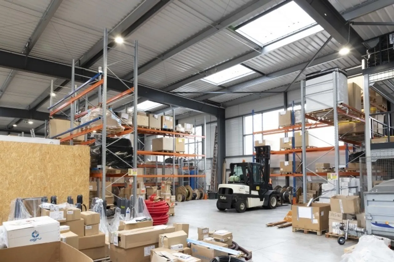 logistics - Local d’activités À Vendre - gallery - 4