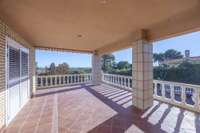 living - 325m² house / villa with 1,050m² garden for sale in Valencia Region - gallery thumbnail - 6