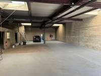 logistics - Activités / Bureaux À Louer - gallery thumbnail - 4