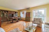 living - Piso de 160m² con 18m² terraza en venta en Eixample Izquierdo - gallery thumbnail - 2