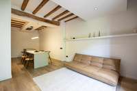 living - Piso de 42m² en venta en El Born, Barcelona - gallery thumbnail - 10