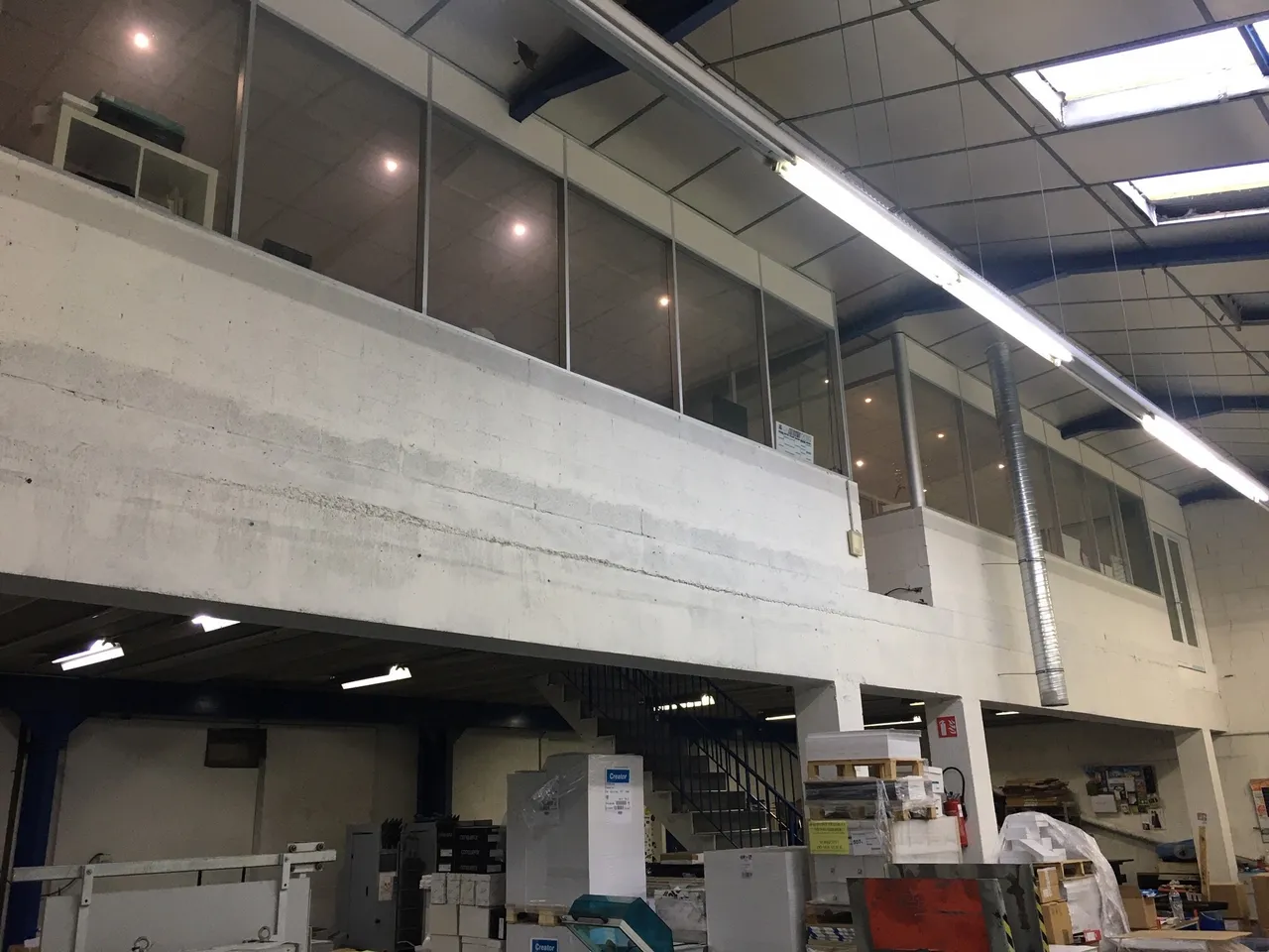 logistics - Activités / Bureaux À Vendre - gallery - 8