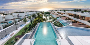 living - Stunning beachfront apartments and houses for sale in gated development in East Marbella - featured