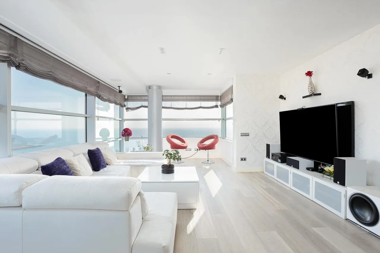 living - 175m² penthouse with 70m² terrace for sale in Poblenou - gallery - 3
